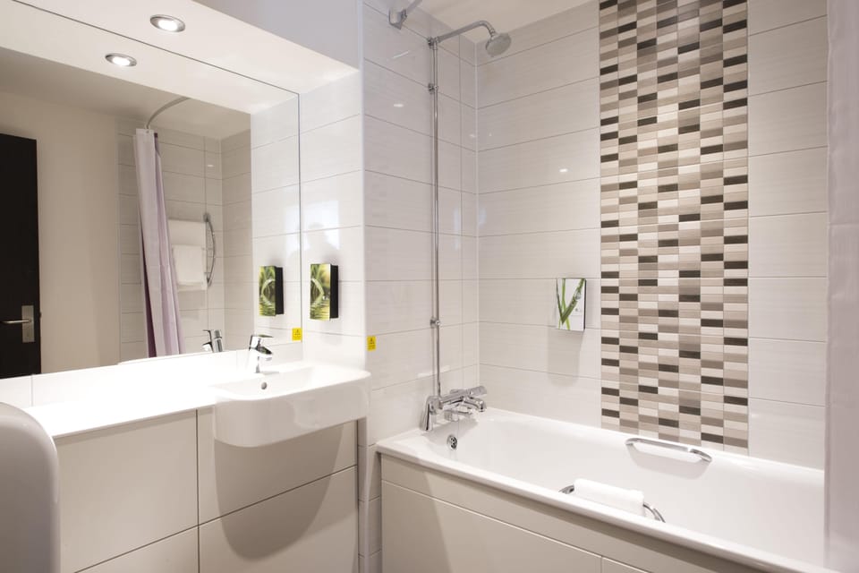 Premier Inn Leeds Cc - Whitehall Road Hotel in Leeds