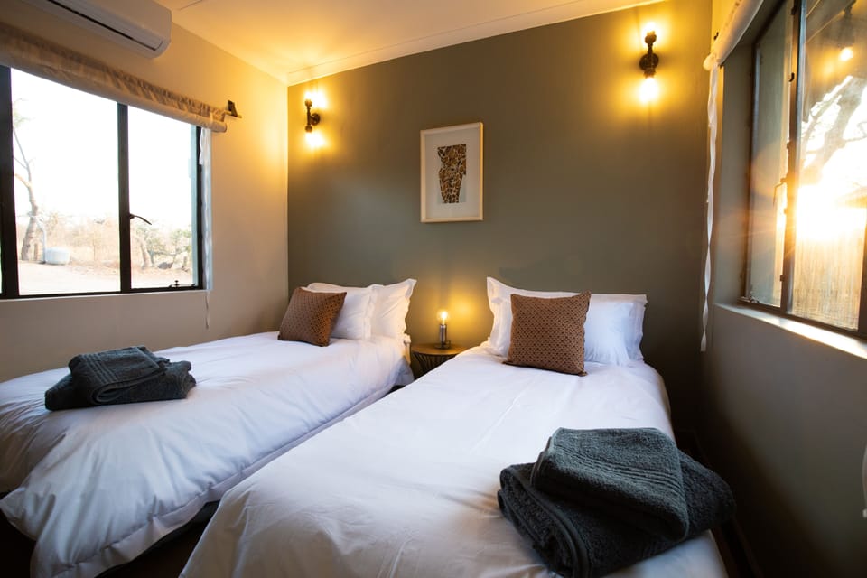 House | Iron/ironing board (on request), WiFi (free), individually decorated