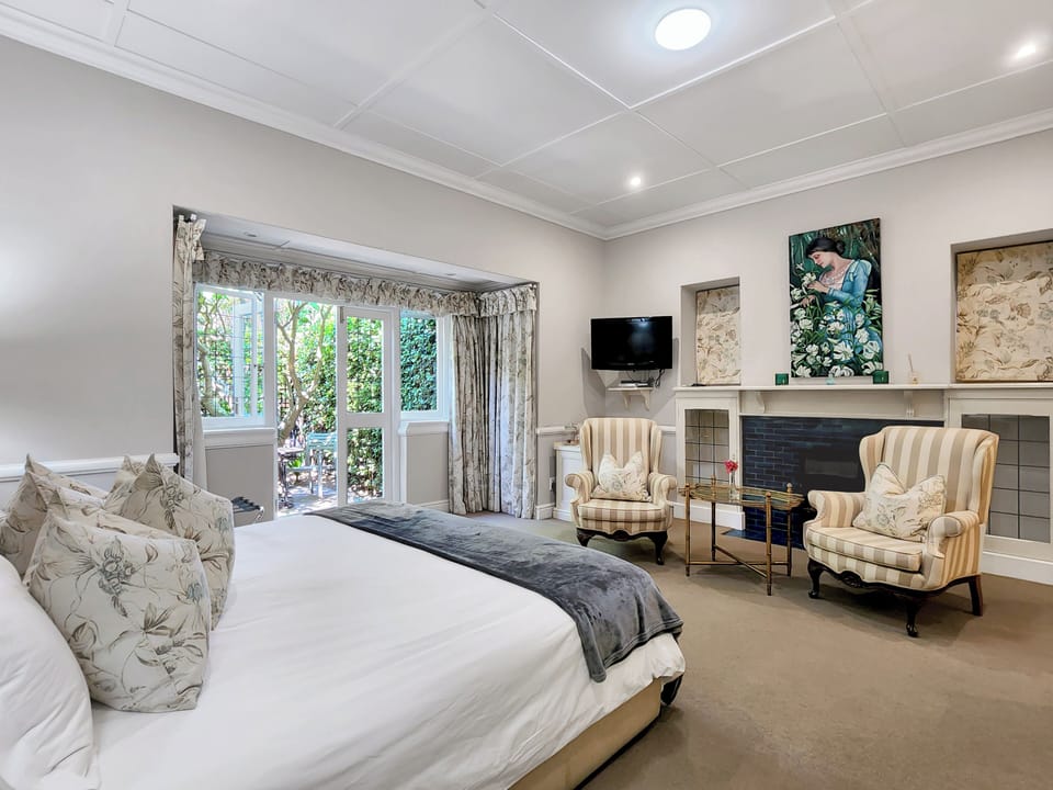 Luxury Suite | 1 bedroom, premium bedding, in-room safe, individually decorated