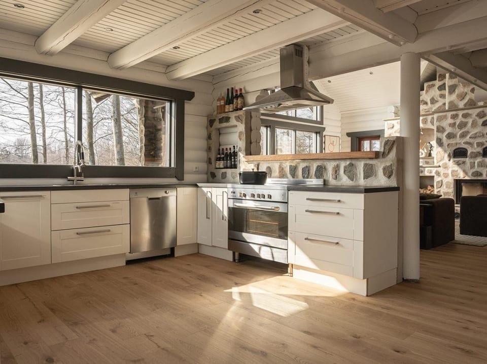 Superior Villa, Lake View | Private kitchen | Fridge, microwave, coffee/tea maker, eco-friendly cleaning products
