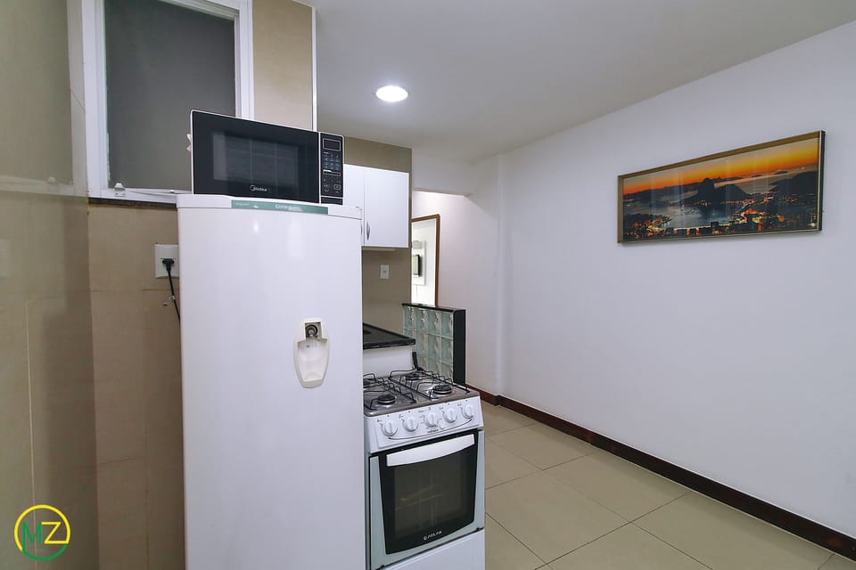 Studio | Private kitchen | Fridge, microwave, oven, stovetop