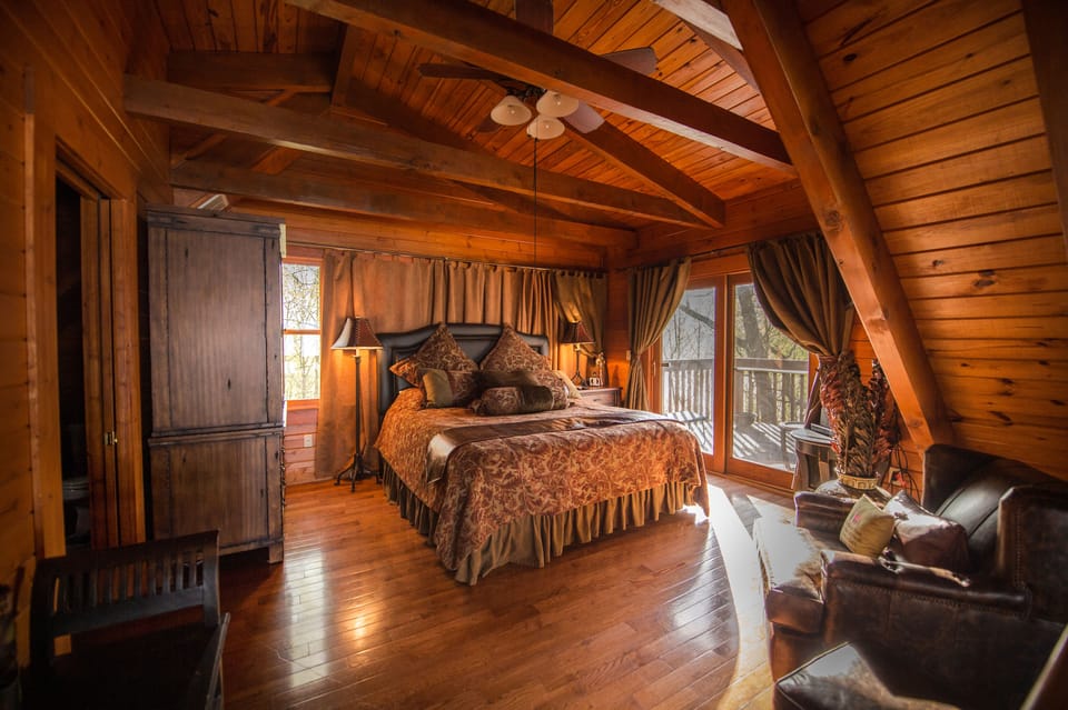 stayNantahala - Smoky Mountain Cabins Cabin in Nantahala Lake