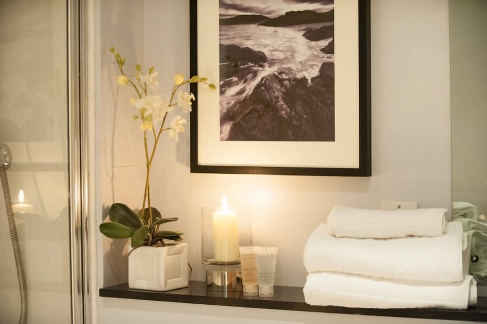 1 bedroom, soundproofing, iron/ironing board, free cribs/infant beds