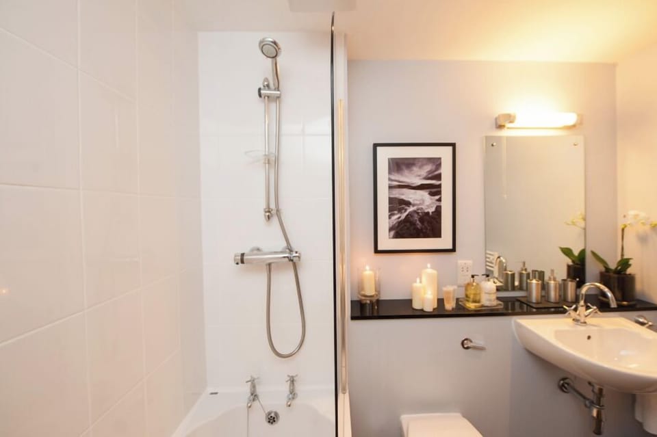 Apartment, 1 Bedroom | Bathroom | Towels