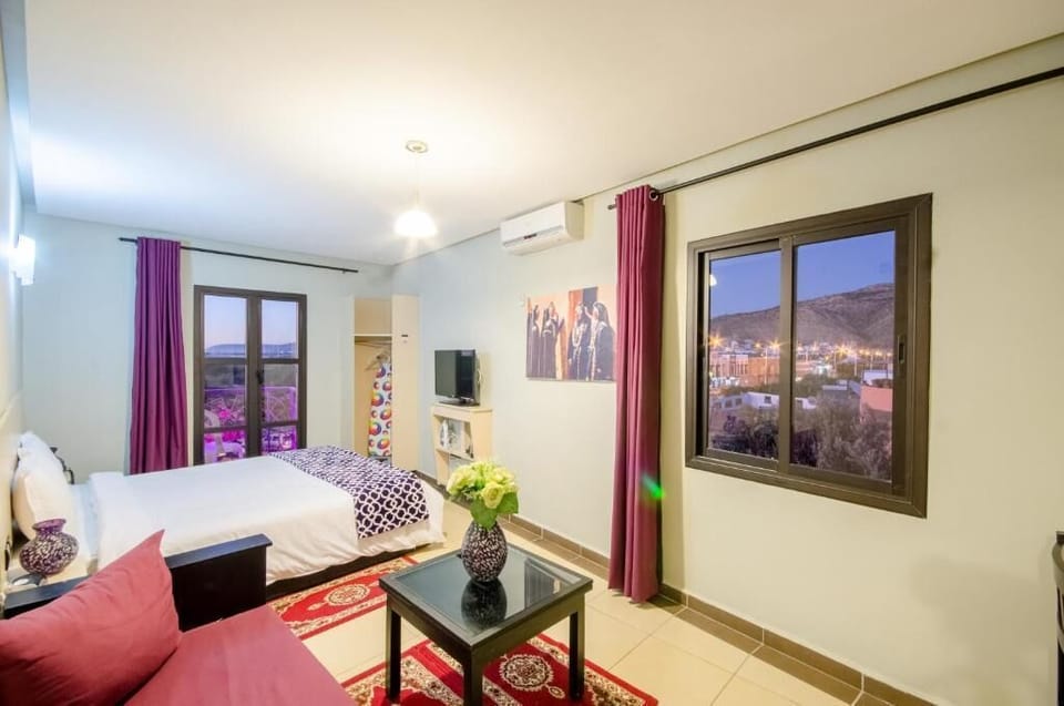 Premium bedding, Select Comfort beds, in-room safe