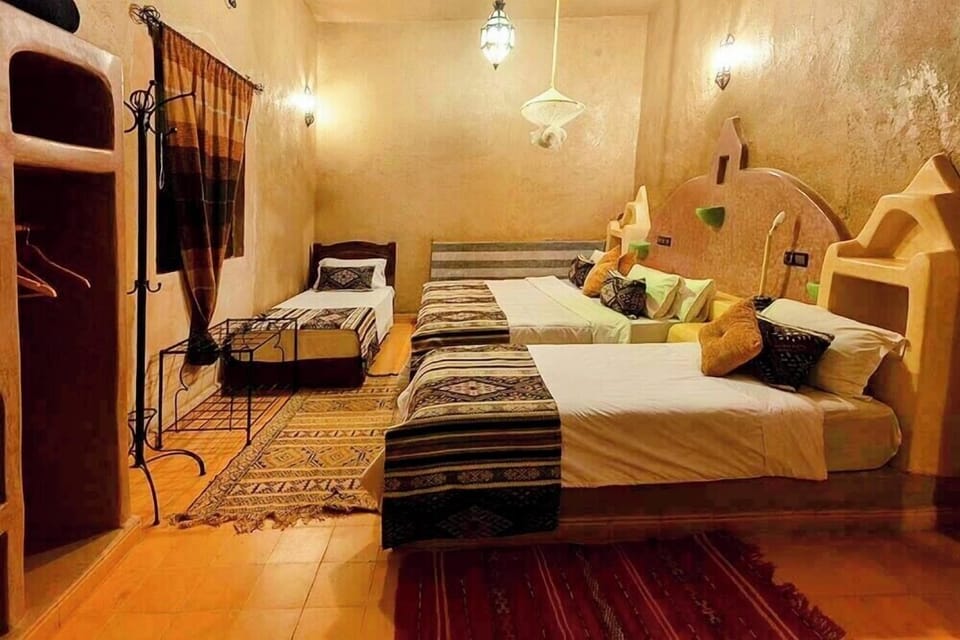 Comfort Triple Room | Blackout drapes, cribs (free), WiFi (free)