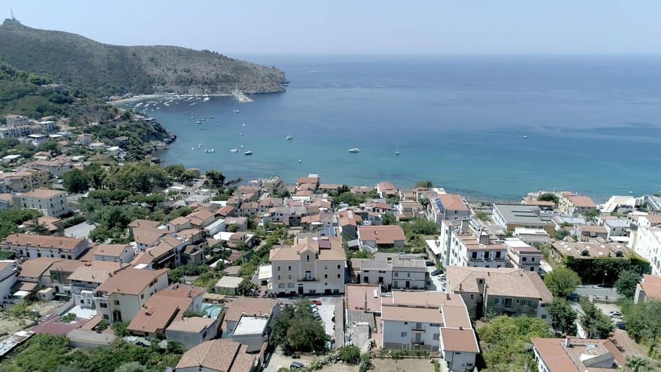 Beach nearby, beach shuttle
