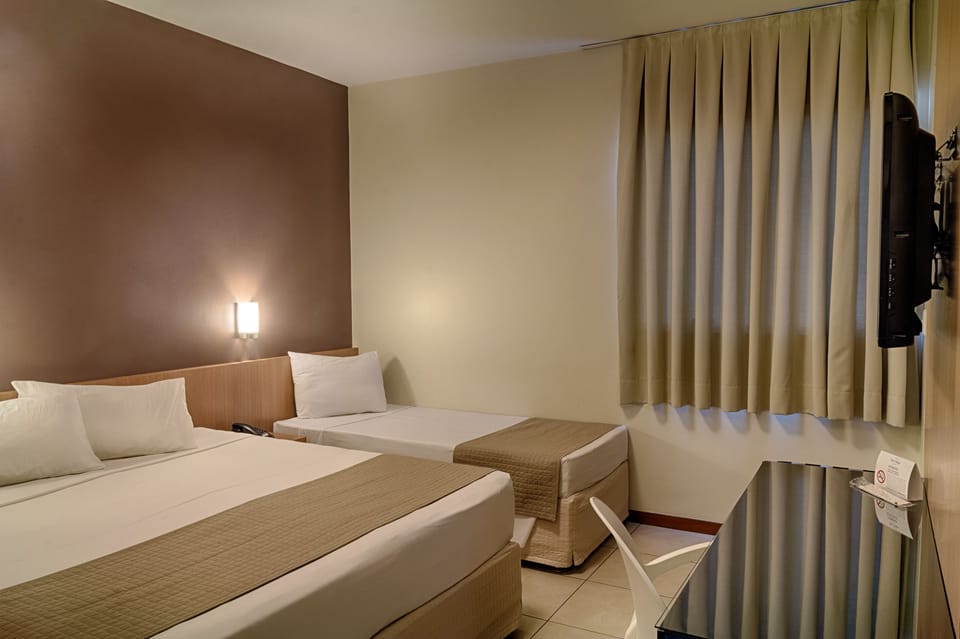 Minibar, individually decorated, individually furnished, blackout drapes