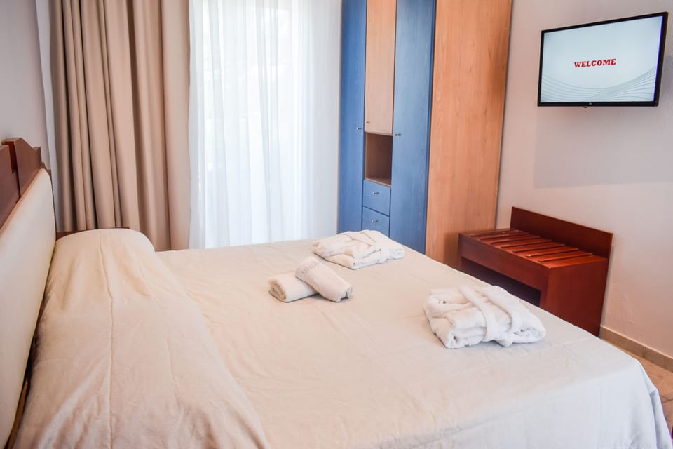 Studio | In-room safe, iron/ironing board, free WiFi