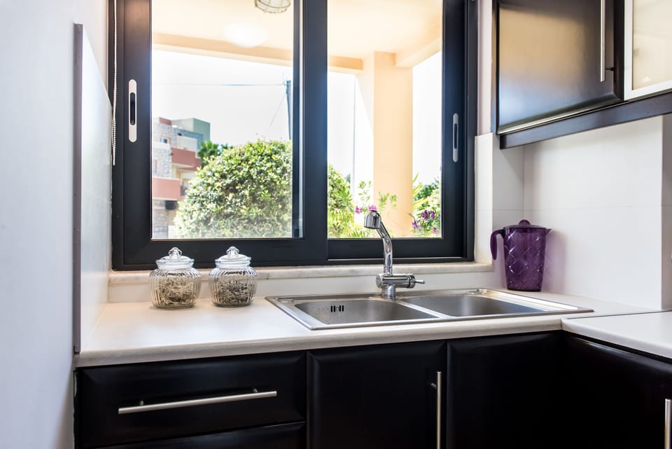 Luxury Villa, 3 Bedrooms, Sea View (II) | Private kitchen | Full-size fridge, microwave, oven, stovetop