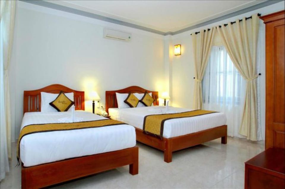 Deluxe Room | In-room safe, desk, free WiFi