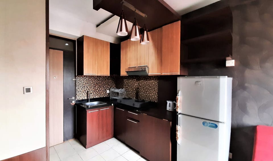 Apartment, 1 Bedroom | Living area | 24-inch LCD TV with satellite channels, TV