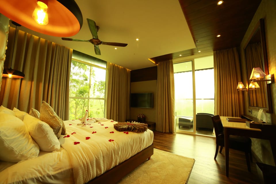 Presidential Suite  | Living room | 42-inch LED TV with cable channels, TV