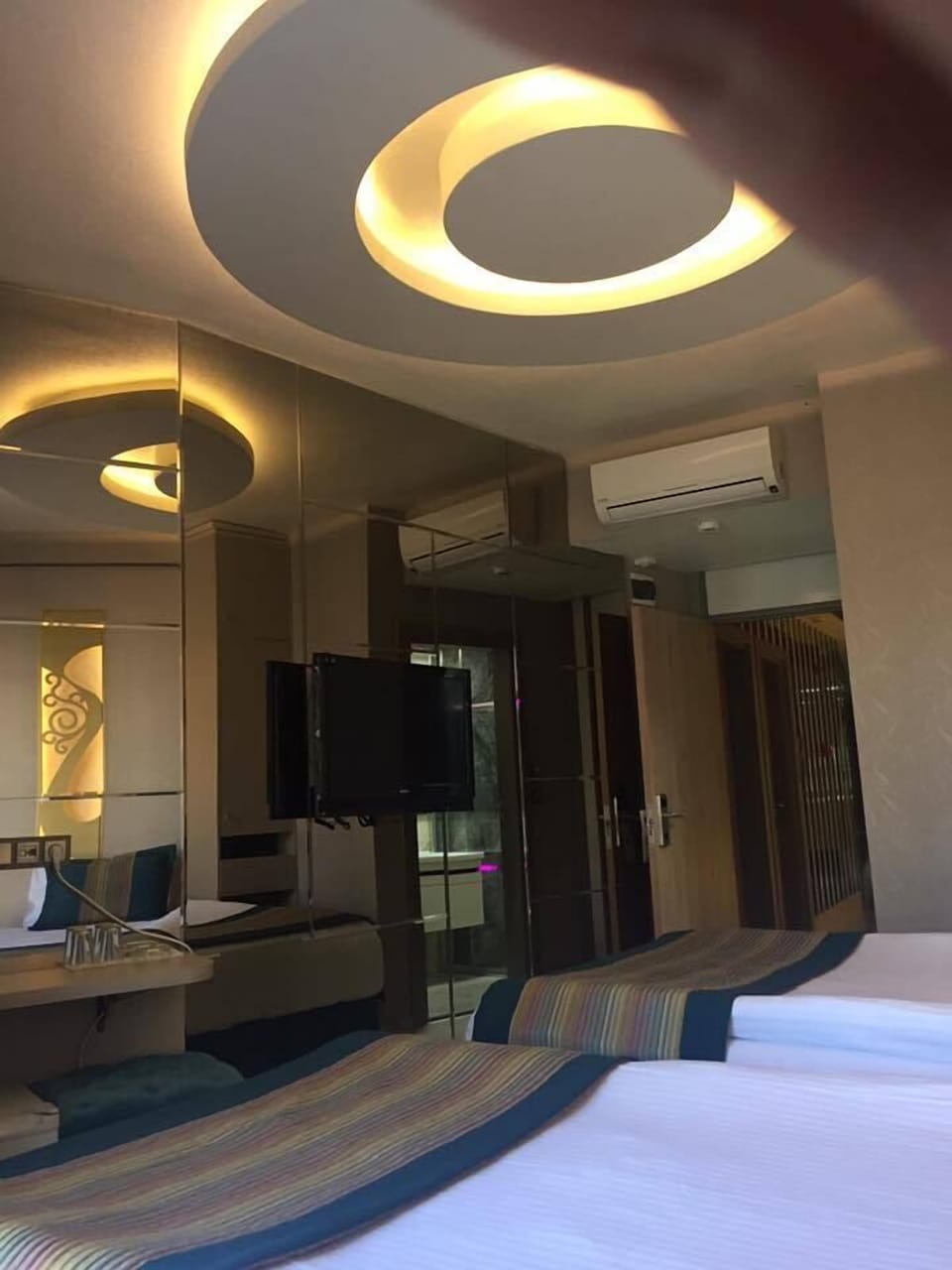 Standard Twin Room | Egyptian cotton sheets, premium bedding, minibar, desk