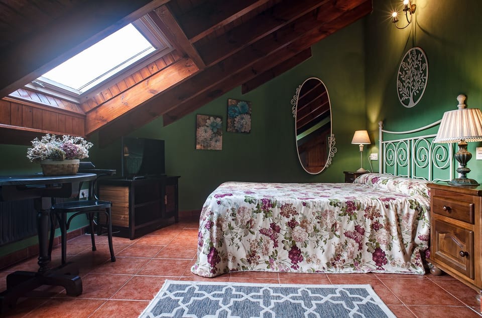 Double Room, 1 Double Bed | Soundproofing, free WiFi, bed sheets
