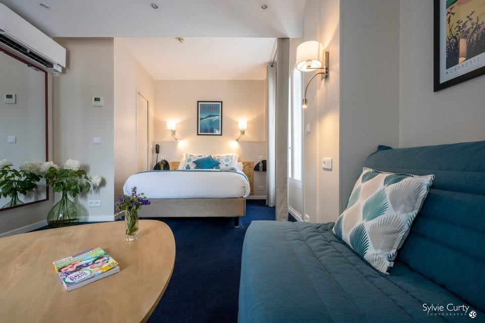 Premium Room | Premium bedding, soundproofing, free WiFi, bed sheets