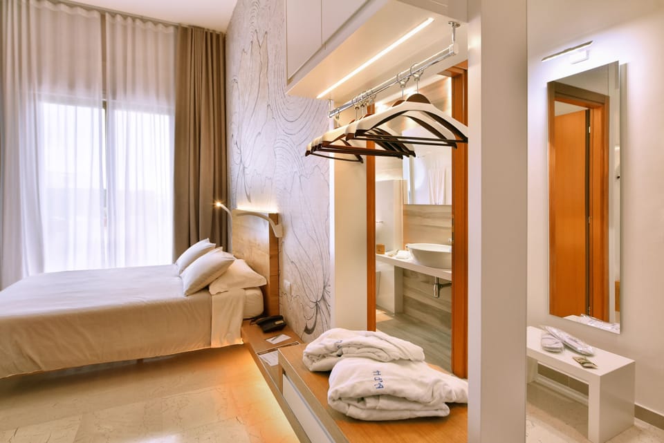 Deluxe Room | Room amenity