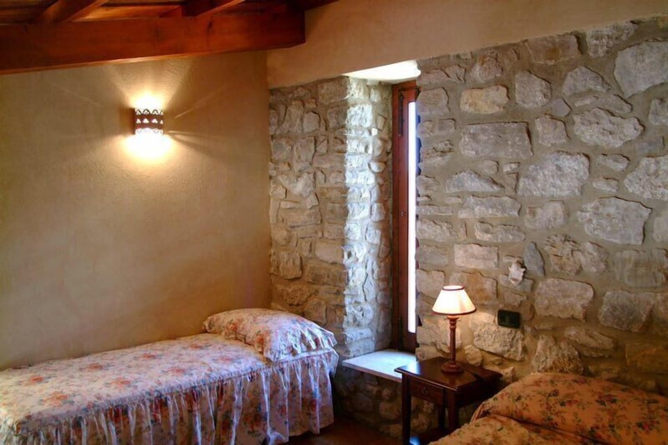 Iron/ironing board, free cribs/infant beds, rollaway beds, free WiFi