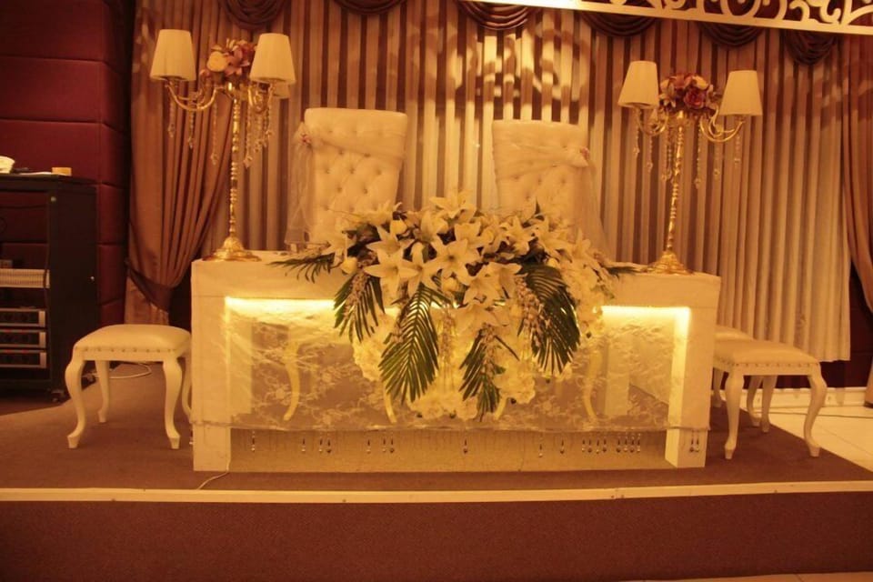 Indoor wedding