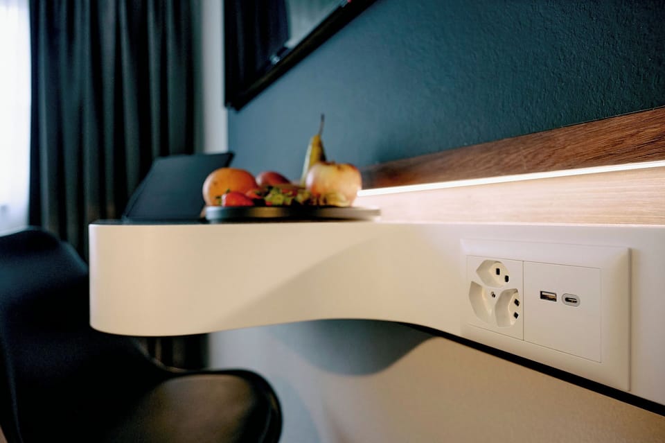 Desk, WiFi (free), bed sheets
