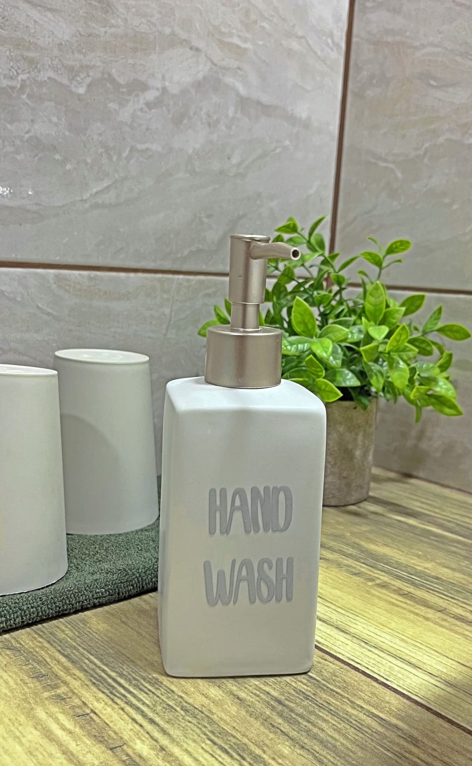 Comfort Double Room | Bathroom | Shower, towels