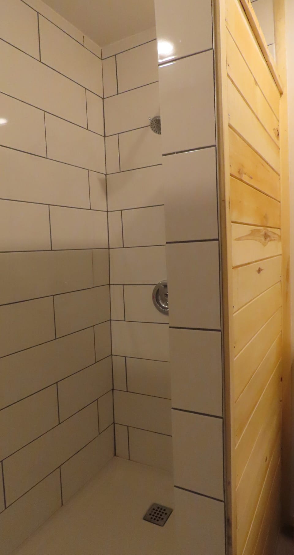 Superior Room, 1 Queen Bed, Sea Facing | Bathroom | Shower, free toiletries, hair dryer, towels