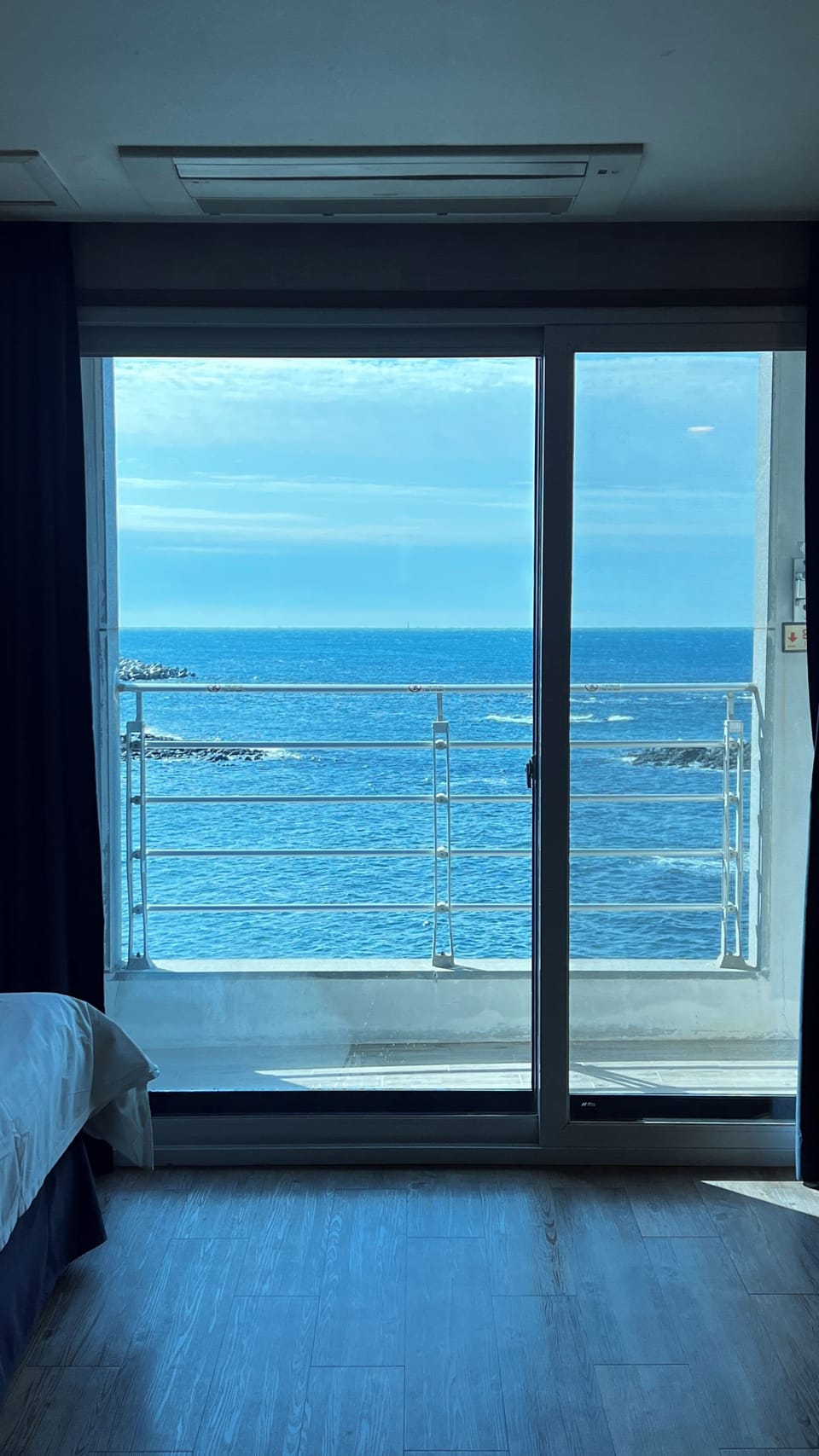 Deluxe Twin Room, 2 Queen Beds, Ocean View | Free WiFi, bed sheets