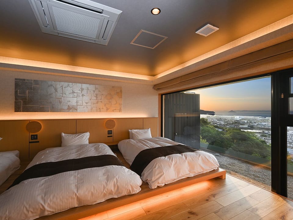 Premium Suite with Setouchi Ocean view and Onsen Spa | In-room safe, desk, WiFi (free), bed sheets