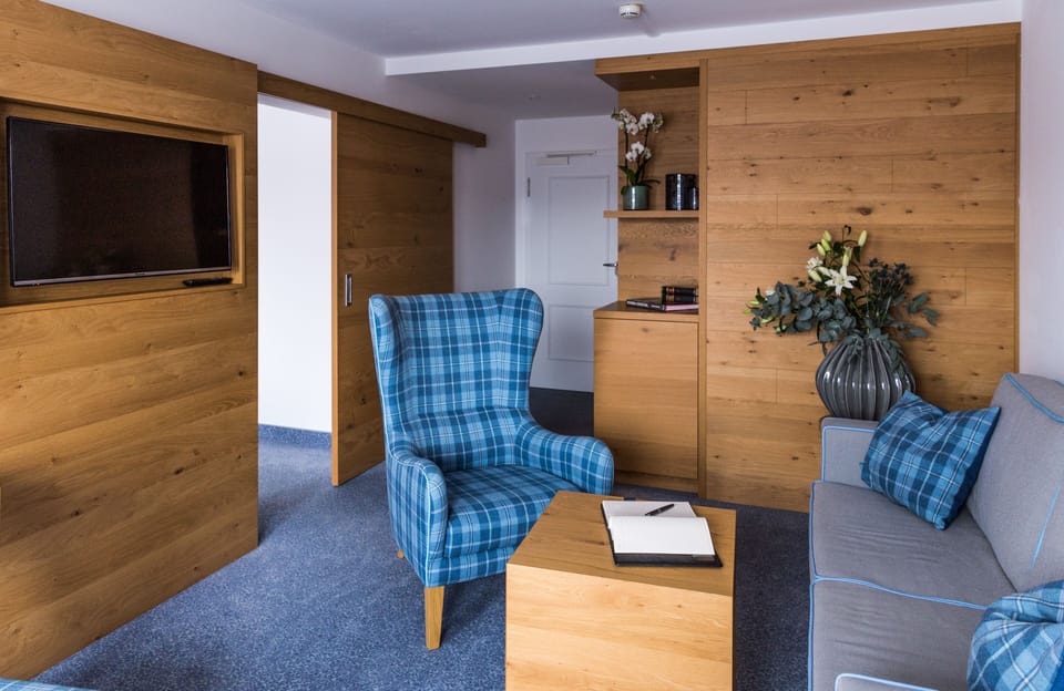 Minibar, in-room safe, desk, soundproofing