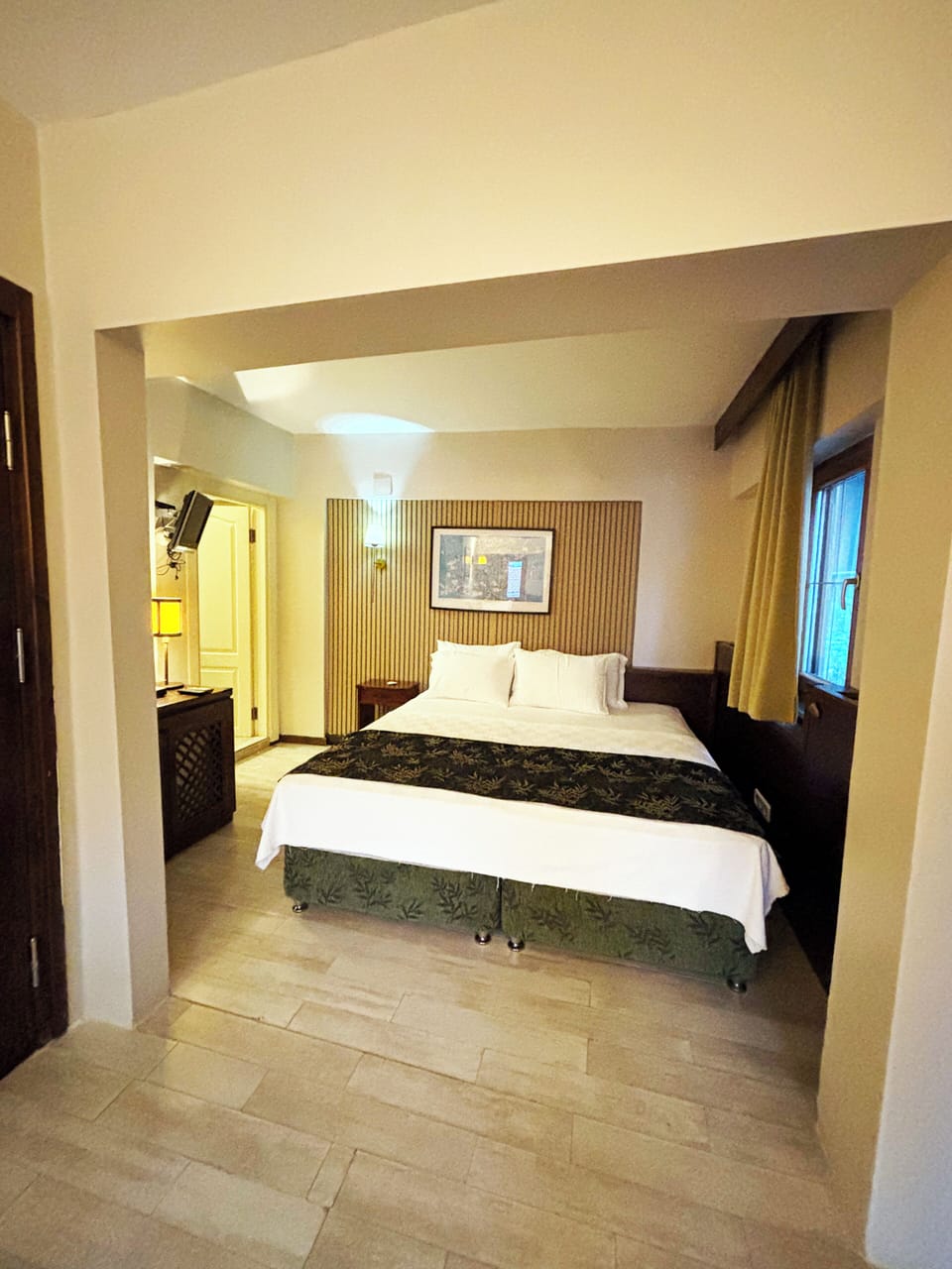Deluxe Quadruple Room | Premium bedding, minibar, in-room safe, laptop workspace