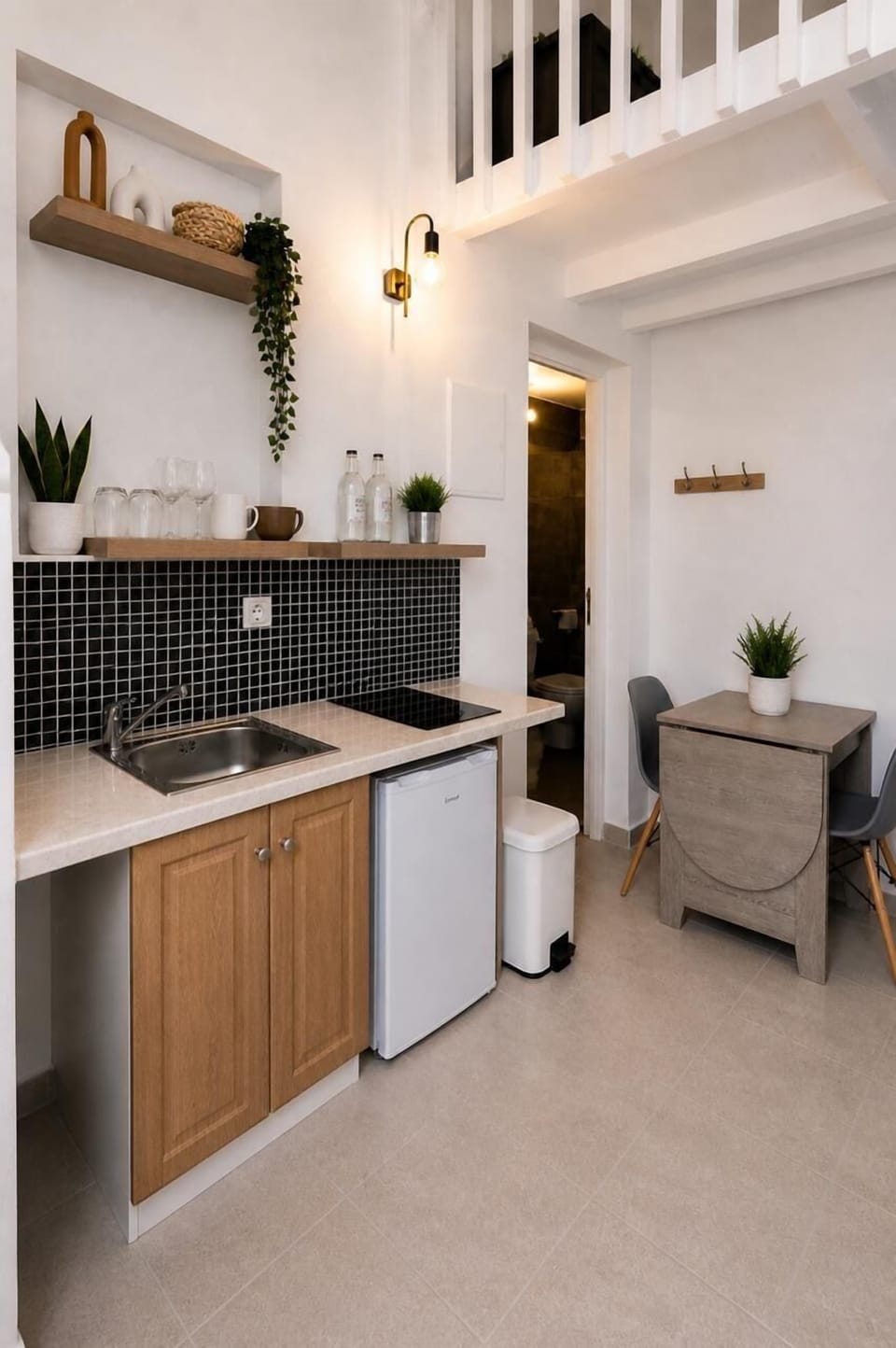 Comfort Bungalow | Private kitchen | Fridge, stovetop, coffee/tea maker, electric kettle