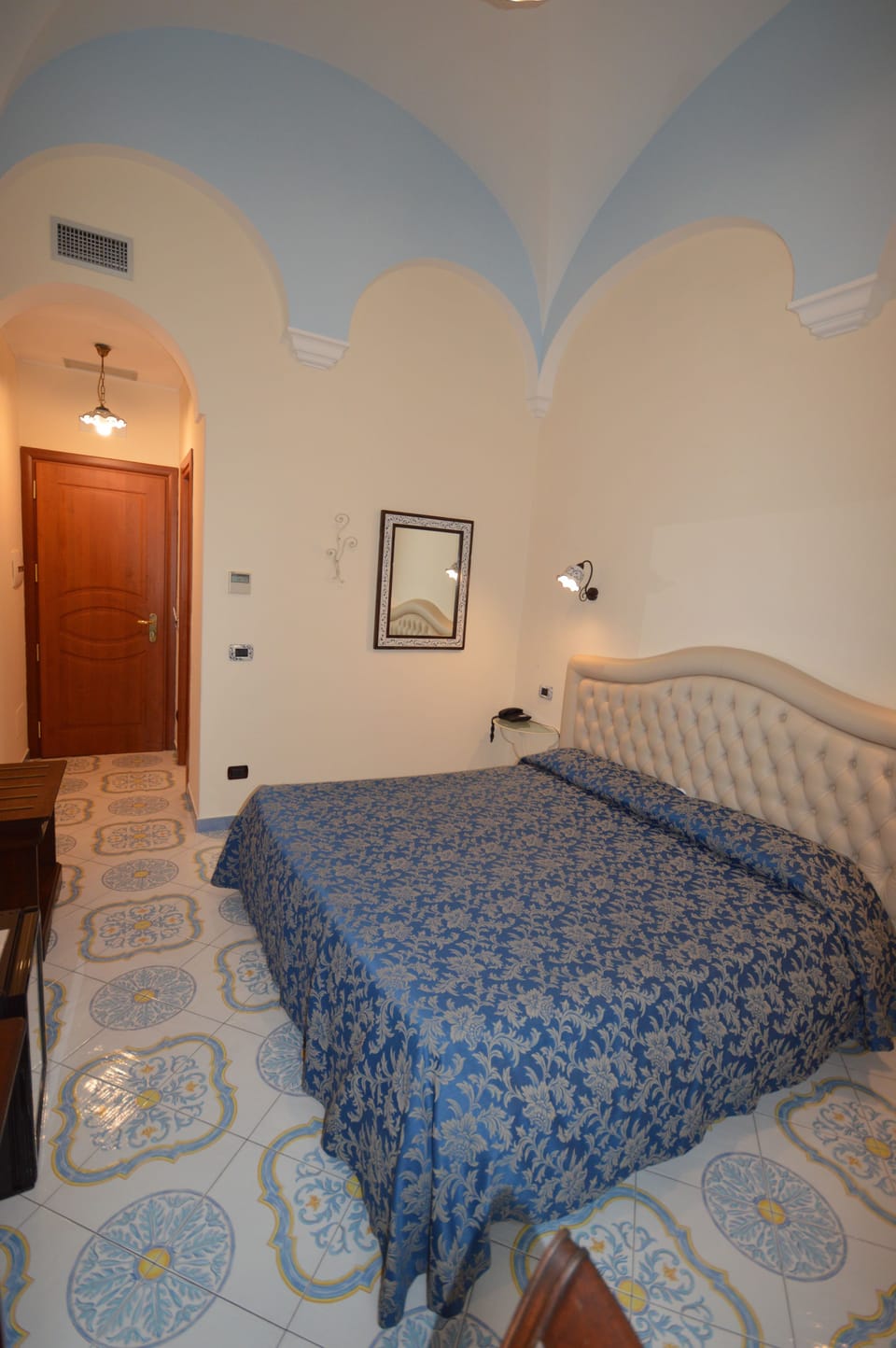 Standard Double or Twin Room | Premium bedding, minibar, in-room safe, desk
