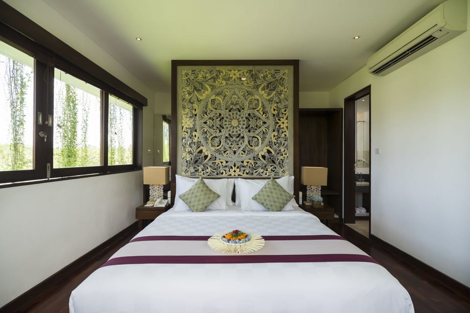 Suite with Private Pool | In-room safe, desk, soundproofing, iron/ironing board