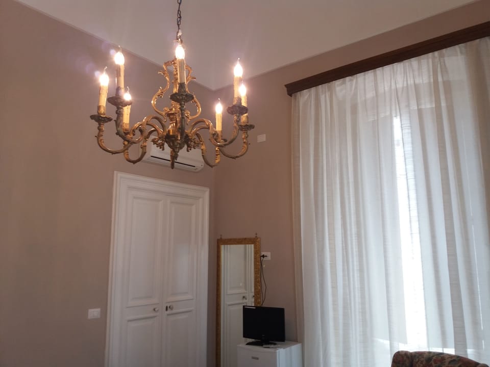 Deluxe Suite, 2 Bedrooms | Premium bedding, minibar, desk, soundproofing