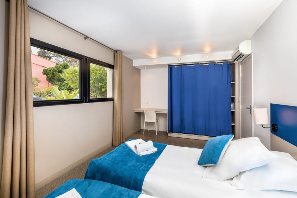 1 bedroom, in-room safe, free cribs/infant beds, free WiFi