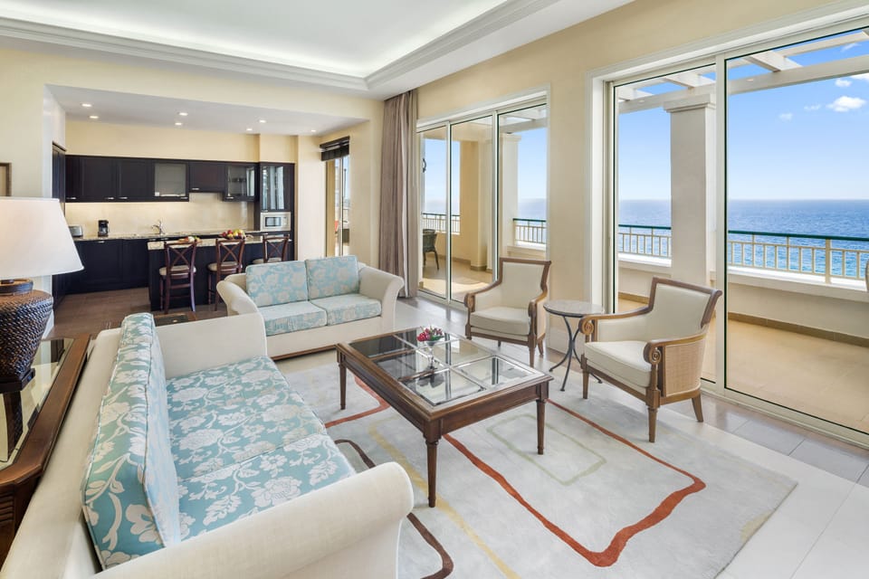 Grand Penthouse, 3 Bedrooms (Grande Luxe) | Living area | Plasma TV