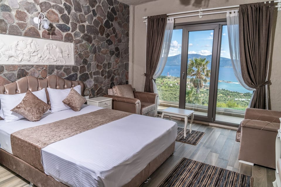 Beach/ocean view