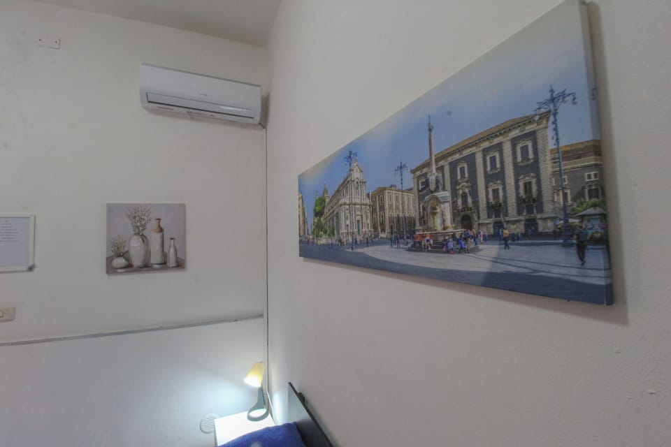 Double Room, 1 Bedroom, Private Bathroom | Desk, free WiFi