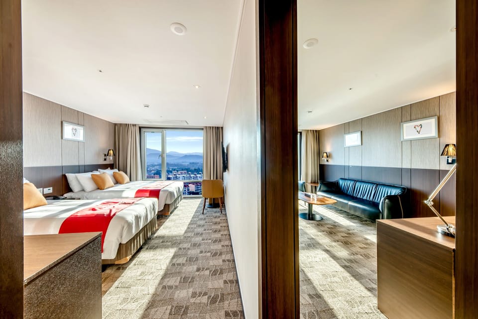 In-room safe, desk, blackout drapes, soundproofing