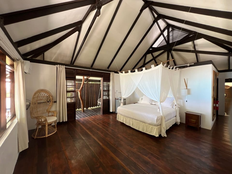 Bungalow, 2 Bedrooms, Sea Facing | Minibar, individually decorated, individually furnished, free WiFi