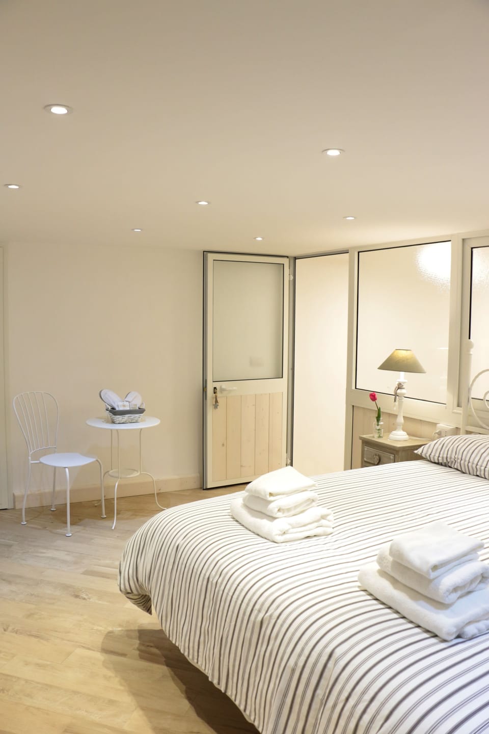 Economy Triple Room, 1 Double Bed | Free WiFi, bed sheets