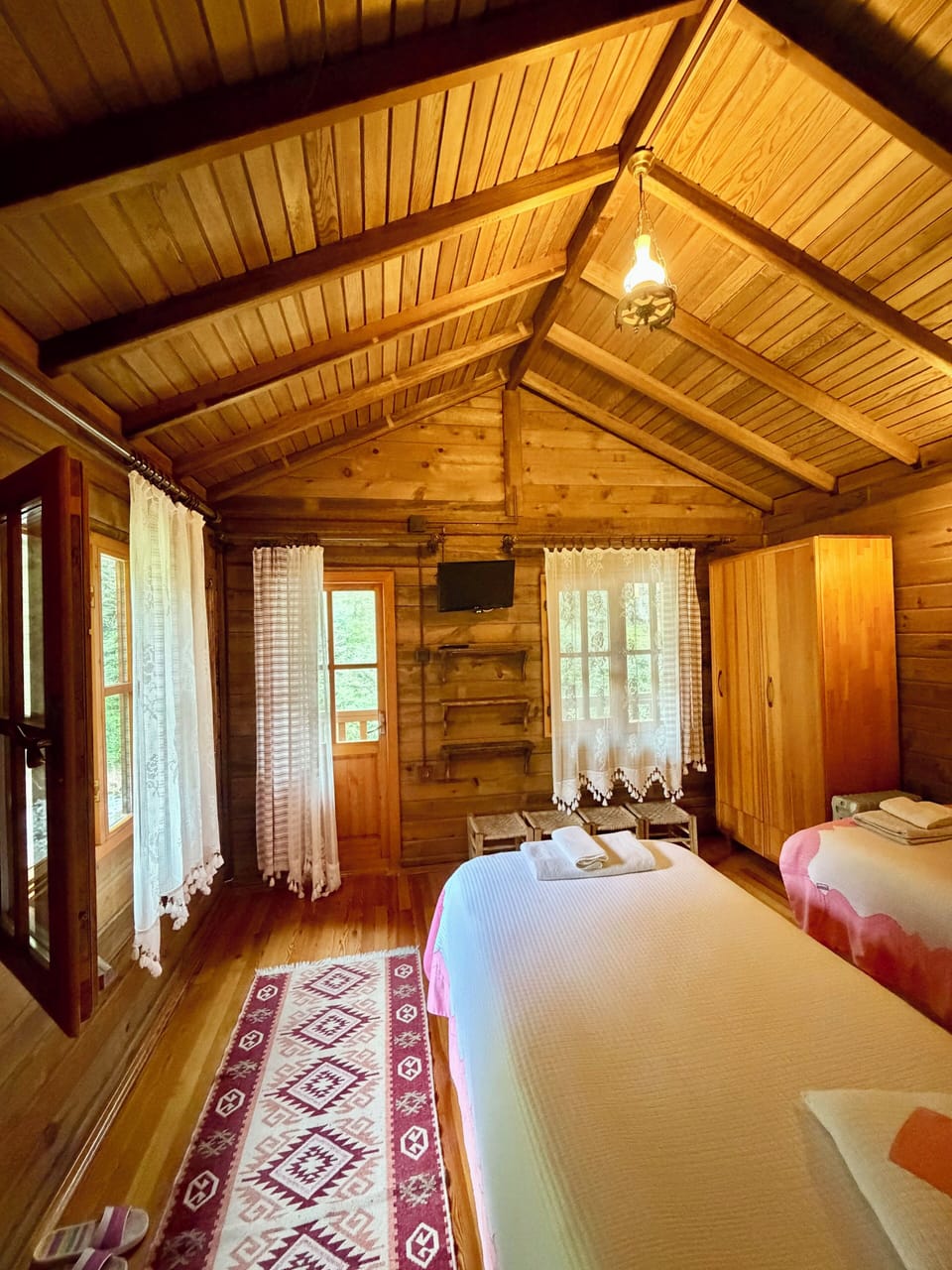 Soundproofing, free WiFi, bed sheets, wheelchair access