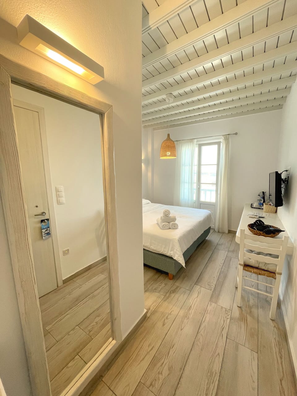 Double or Twin Room, Balcony | Egyptian cotton sheets, premium bedding, minibar, iron/ironing board