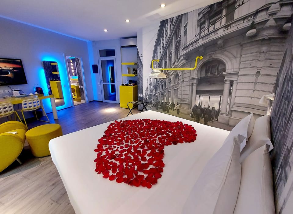 Deluxe Double Room, 1 Bedroom | Premium bedding, down comforters, minibar, in-room safe