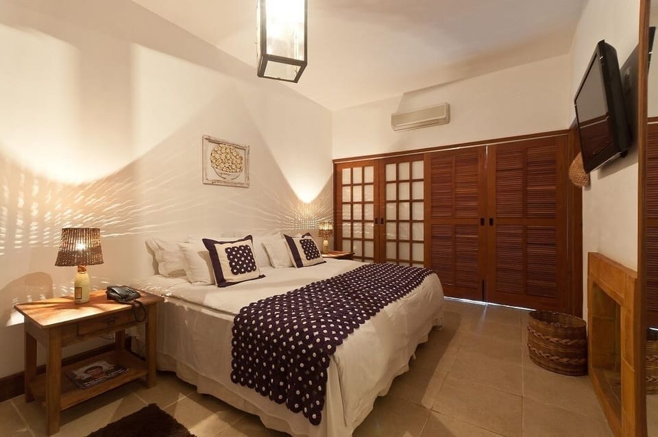 Deluxe Room | 1 bedroom, minibar, free WiFi, bed sheets