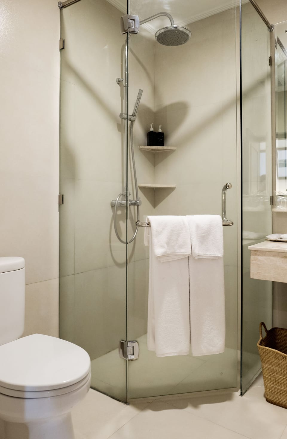 Shower, free toiletries, hair dryer, slippers