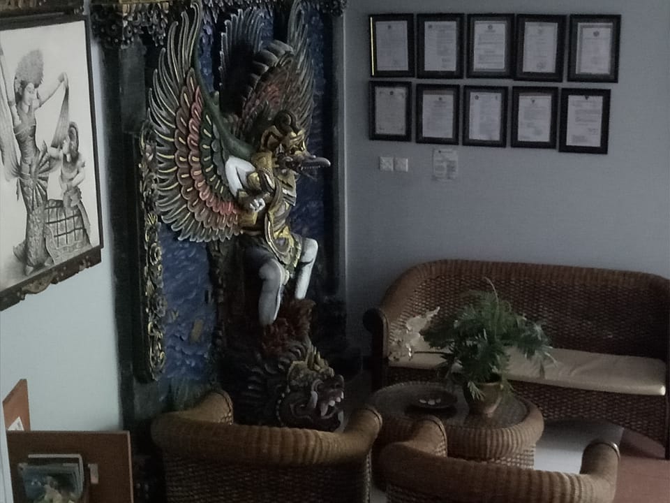 Lobby sitting area