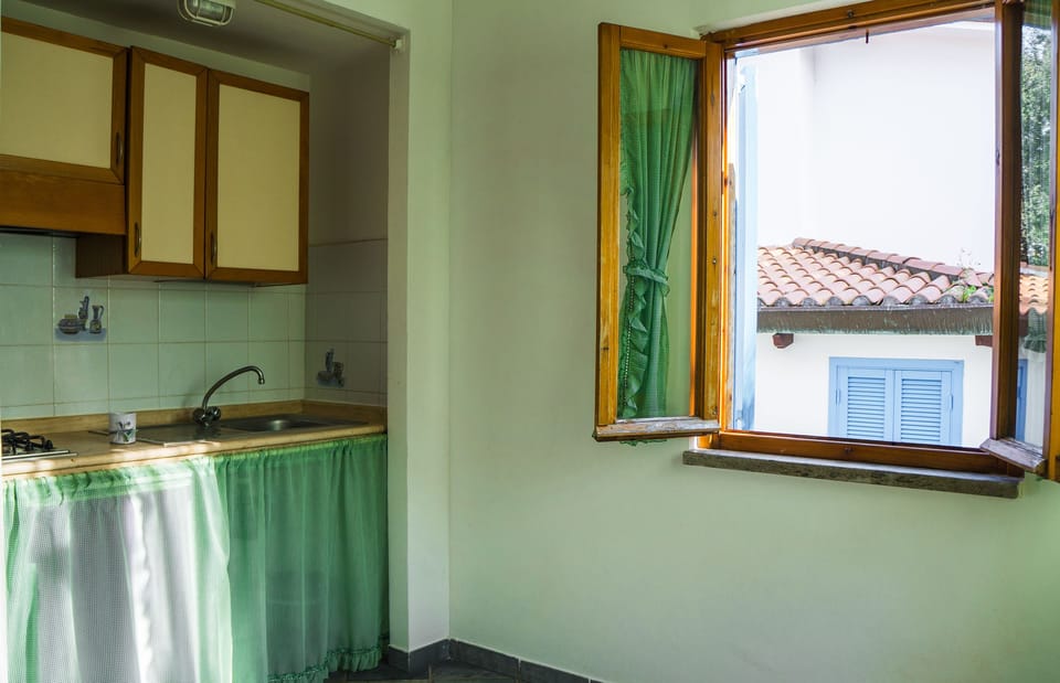 Private kitchenette