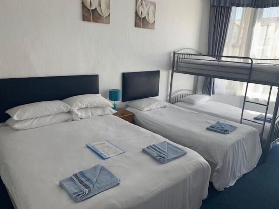 Iron/ironing board, free WiFi, bed sheets