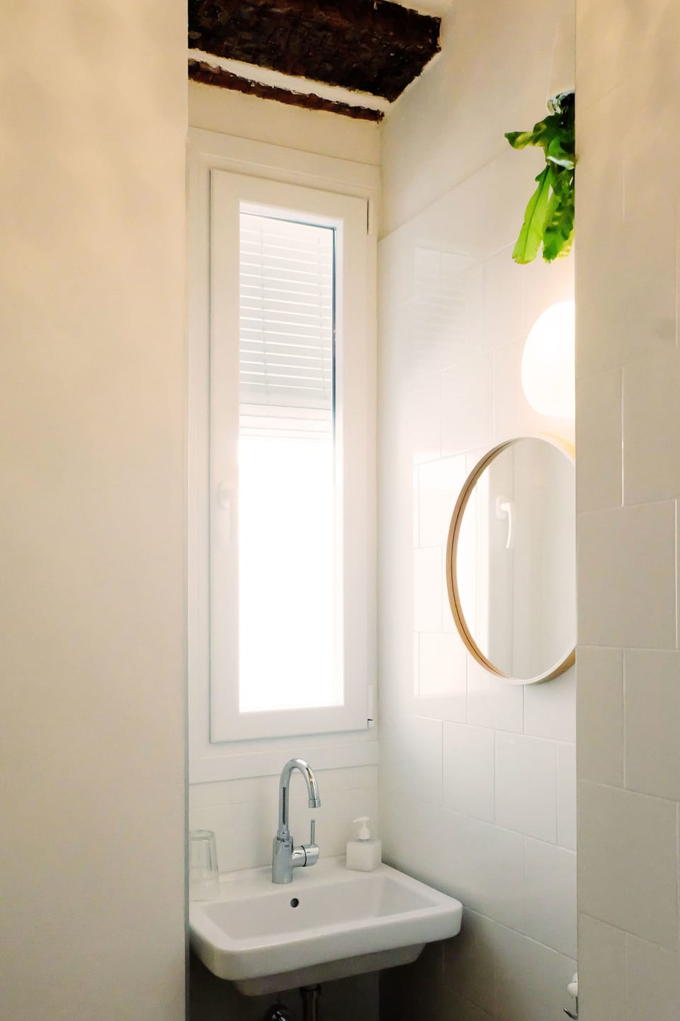Double or Twin Room, Private Bathroom | Bathroom sink
